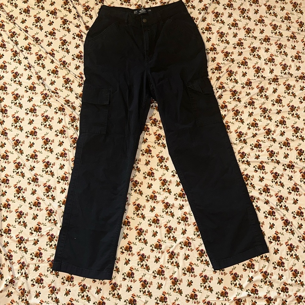 Gently used 5R Navy Blue Hollister ultra high rise cargo pants